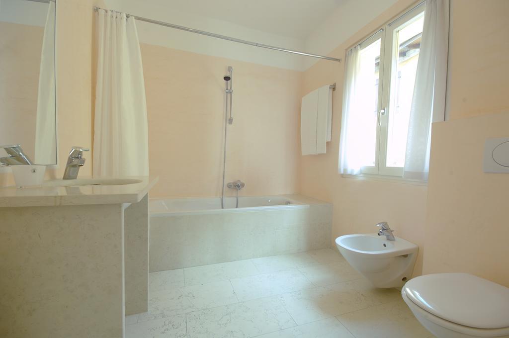 Kite & Lounge Hotel Club Da Baia Brenzone sul Garda Bilik gambar